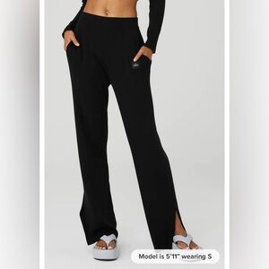 Alo Yoga - Knit High Waist Salana Wide Leg Pant (Black; Size M)